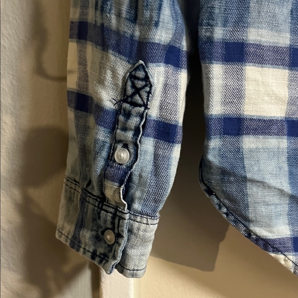 American Eagle Outfitters Blue Plaid Button Down Shirt - Picture 5 of 5
